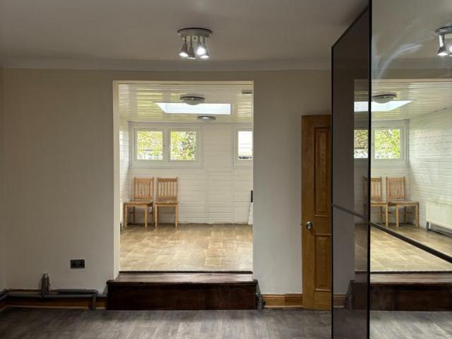 Wembley Hill Road, Wembley HA9 2 bed flat to rent £2,500 pcm £577 pw