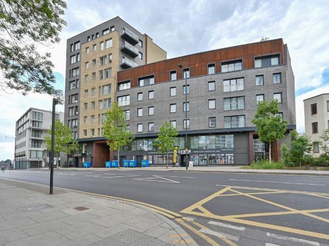 Wembley Hill Road, Signia Court Wembley Hill Road HA9, 3 bed flat to rent, £2,400 pcm | PrimeLocation