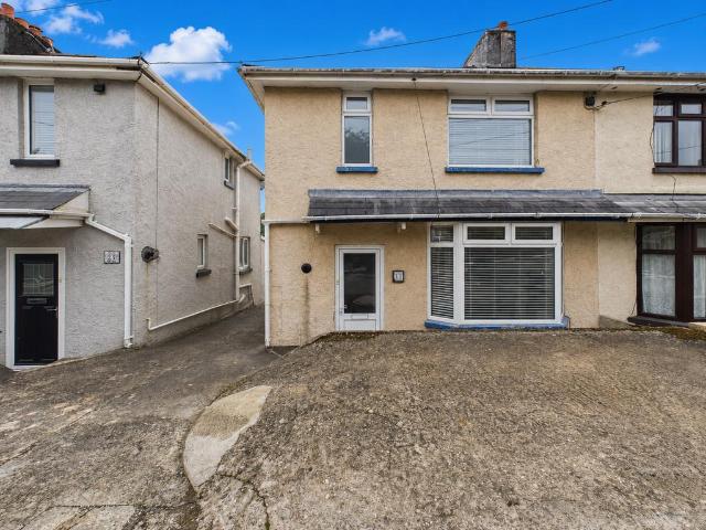 Wembury Road, Plymouth PL9 3 bed semi detached house to rent £1,300 pcm £300 pw