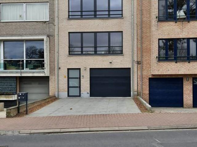Wemmel centrum: mooi appartement in klein gebouw