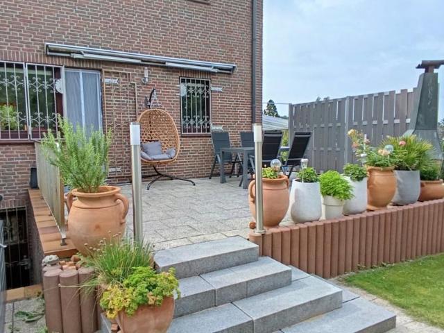 Wentorf PROVISIONSFREI Beste Lage, Großzügiges Endreihenhaus mit Einzelgarage und großen Garten