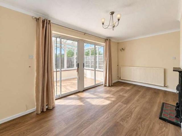 Wentworth Drive, Mildenhall, IP28