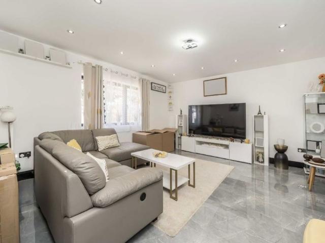 Wentworth Hill, HA9, London