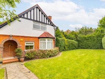 Wentworth Road, Golders Green, London NW11, 3 bed detached house to rent, £3,250 pcm | PrimeLocation