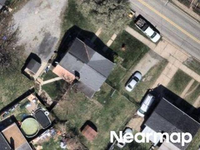 Wenzell Ave