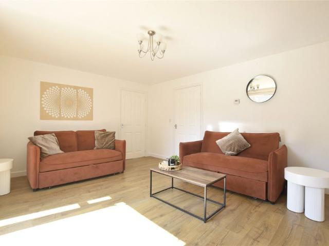 Wendercliff Close, Bishops Cleeve, Cheltenham, Gloucestershire, GL52