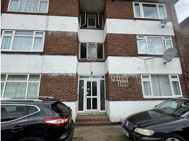 Wendover House, London N22, 1 bed flat to rent, £1,450 pcm | PrimeLocation