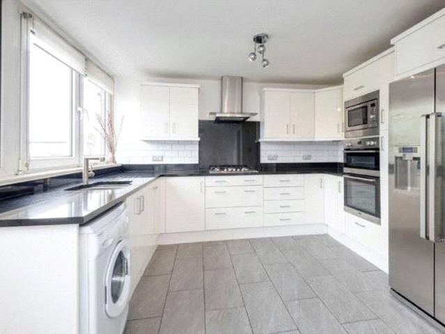 Wendling, Haverstock Road, Belsize Park NW5, 3 bed maisonette to rent, £3,033 pcm | PrimeLocation