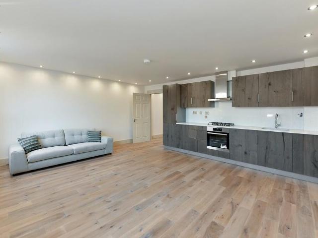 Wendy's, 563 Fulham Road, London, SW6 1ES, United Kingdom | 1 bed apartment for rent #138694230 | Rentberry
