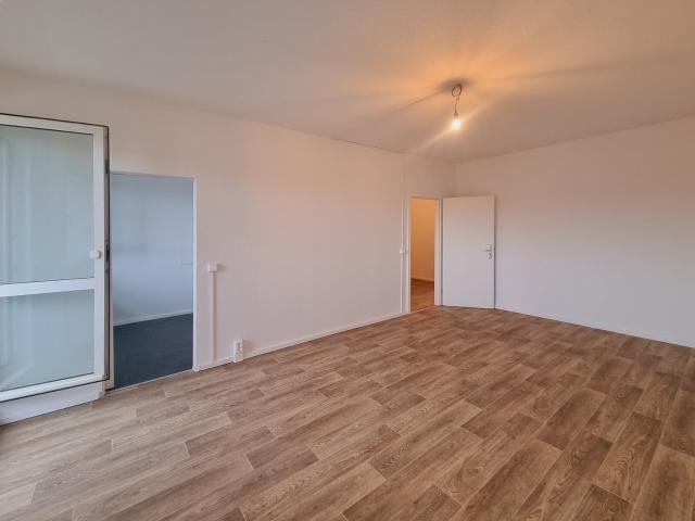 Wenig Treppensteigen nötig! 3 Zimmer Wohnung im 1. OG! Wir renovieren!