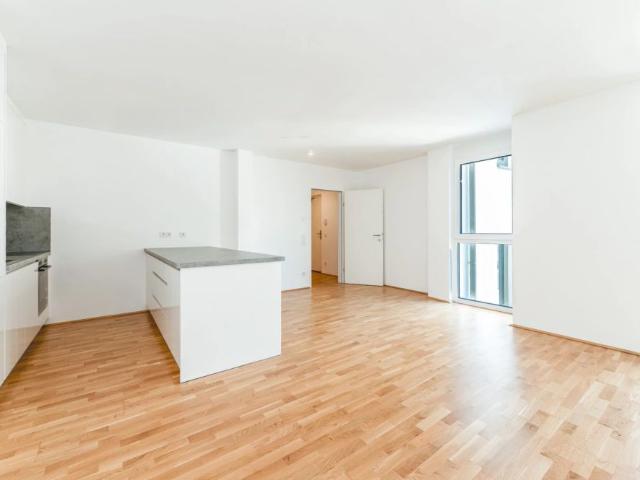Wenige Schritte zur Mariahilfer Straße! Erstbezug! 2 Zimmer Wohnung mit Balkon zu vermieten!