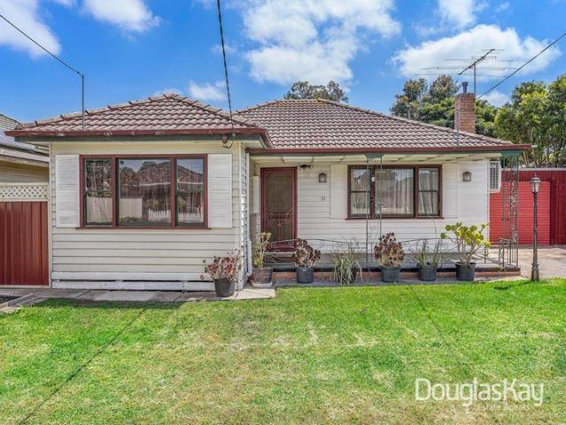 Weatherboard charm
