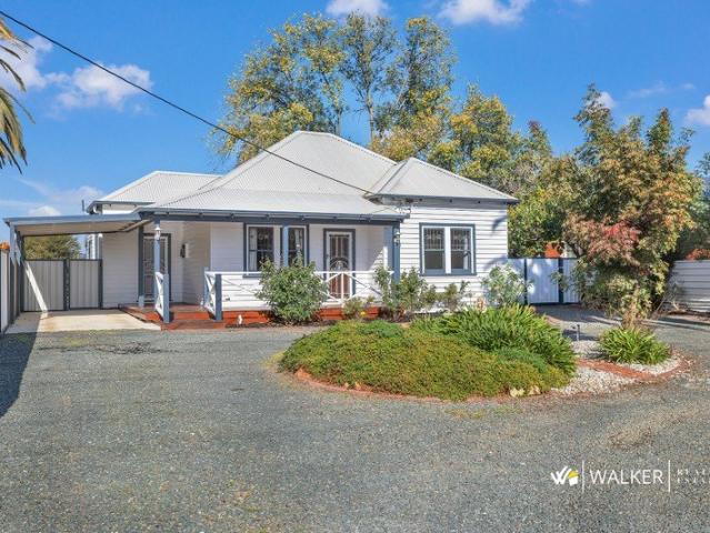 Weatherboard Charmer Motivated Seller!