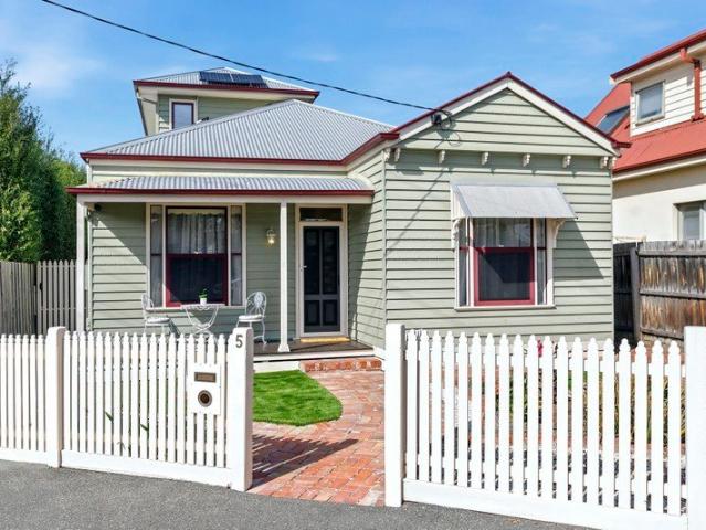 Weatherboard home in a prime location