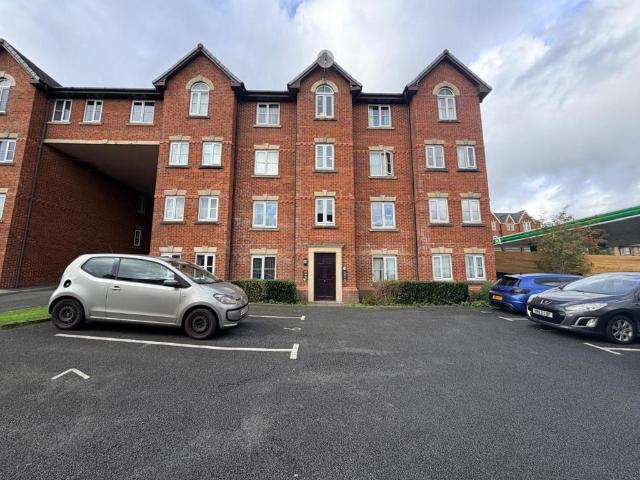 Weavers Court, Preston New Road. 1 bed apartment to rent £850 pcm £196 pw