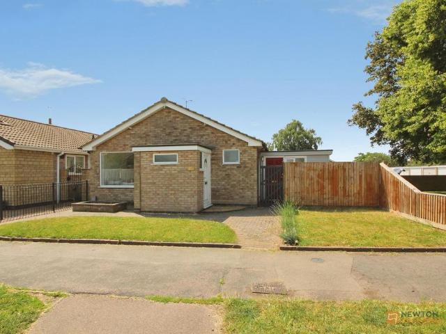 Weavers Wynd, East Goscote, LE7 2 bed detached bungalow to rent £925 pcm £213 pw