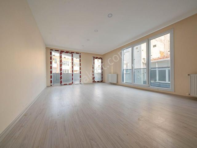 Weal World' Den Cadde Üstü Yeni Binada, 3+1, 4.kat, 115 M2, Lüks Köşe Daire.