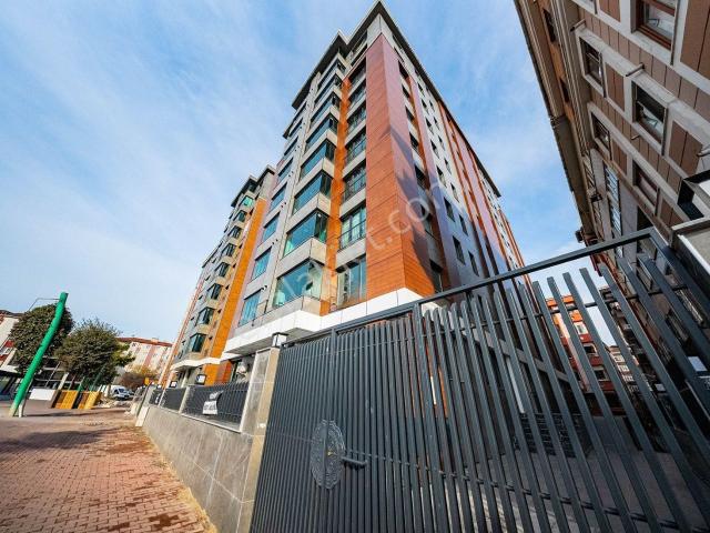 Weal World' Den Sıfır, 3+1, 135m2, 9.kat, Ön Cephe, Şehir Manzaralı