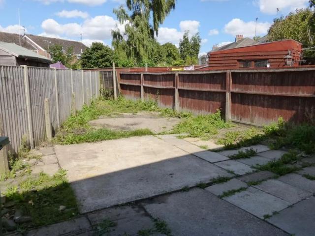 Weasenham Lane, Wisbech