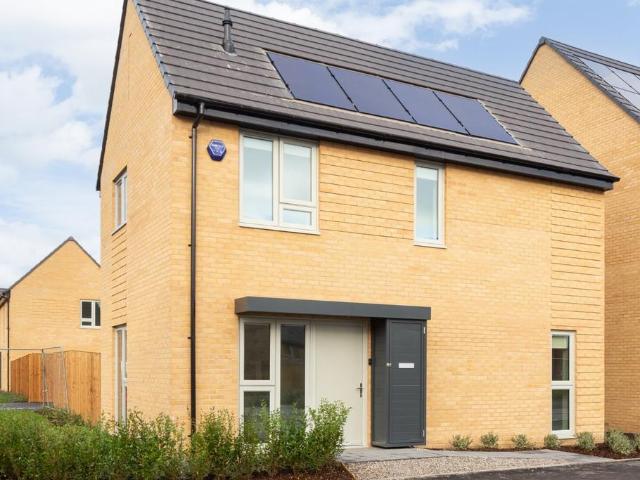 Webb Road, Greater Manchester WN3 3 bed detached house to rent £1,300 pcm £300 pw
