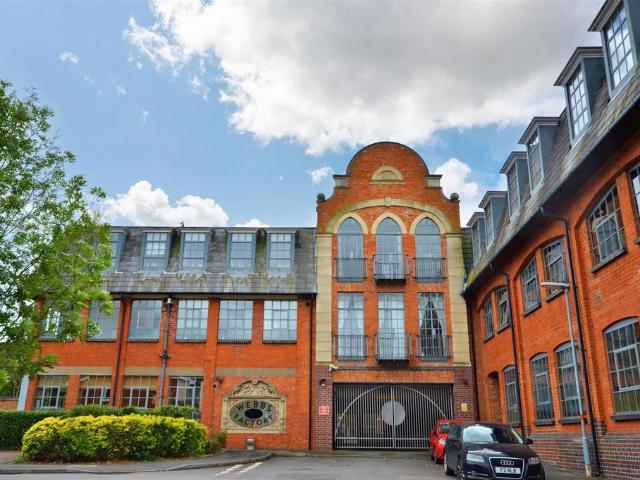 Webbs Factory, Brockton Street, NN2 2 bed apartment to rent £1,000 pcm £231 pw