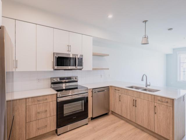Webster Heights Plan D 1 Bed Apartment for Rent