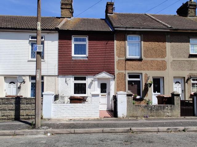Webster Road, Gillingham ME8, 2 bed property to rent, £1,150 pcm | PrimeLocation