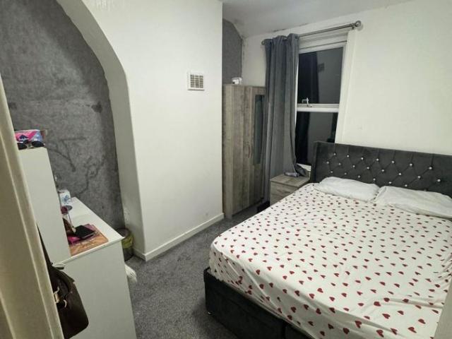 Webster Road, Liverpool L7, 2 bed flat to rent, £1,000 pcm | PrimeLocation