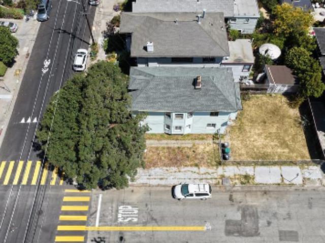Webster St