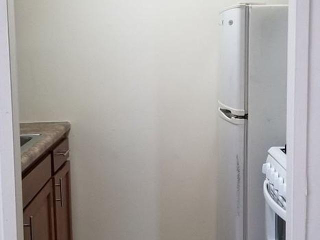 Webster Towers 1 Bedroom Apartment for Rent at 240 Melwood Ave, Pittsburgh, PA 15213 North Oakland
