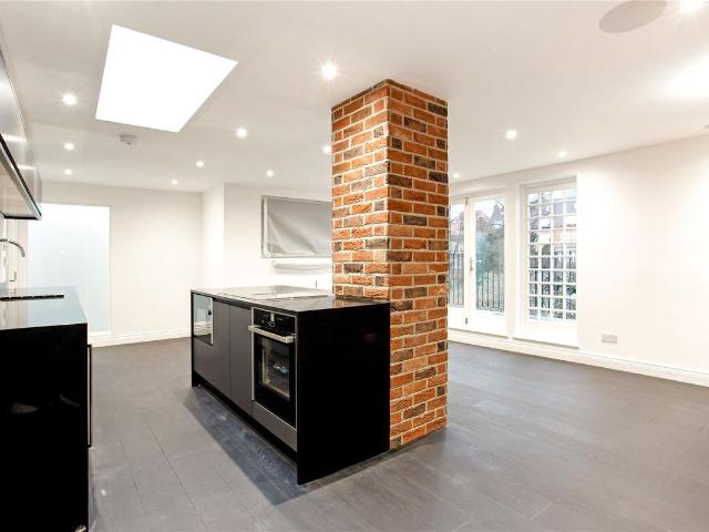 Wedderburn Road, London NW3, 3 bed flat to rent, £7,500 pcm | PrimeLocation