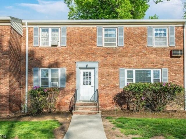 Wedgewood Dr Apt,verona, Condo For Sale