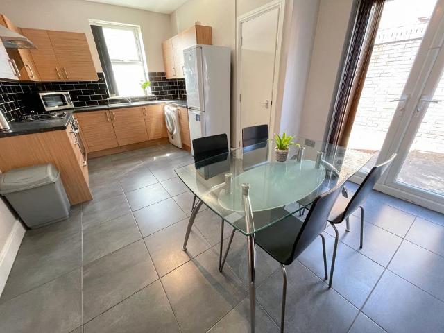 Wedgewood Street, L7 2QH, 4 bed terraced house to rent £628 pcm £145 pw