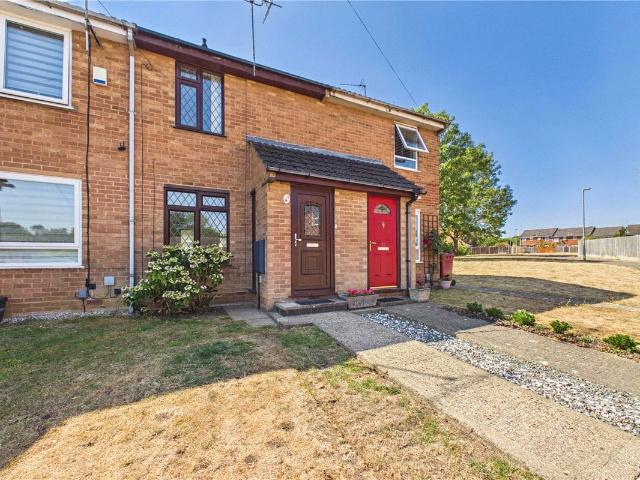 Wedgewood Way, Tilehurst, Reading, Berkshire RG30, 2 bed terraced house to rent, £1,600 pcm | PrimeLocation