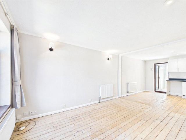 Wedgewood Way, Tilehurst, Reading, Berkshire, RG30