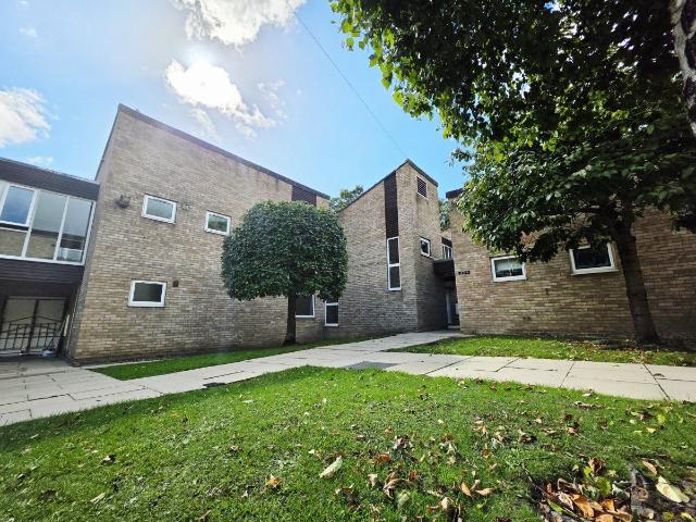 Weetwood House Court, Headingley, Leeds LS16, 1 bed flat to rent, £750 pcm | PrimeLocation