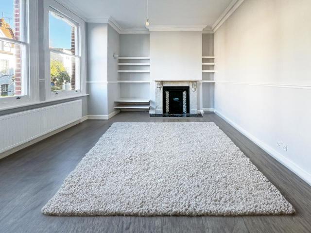 Weech Road, London, NW6 1DL, United Kingdom | 2 bed apartment for rent #139474651 | Rentberry