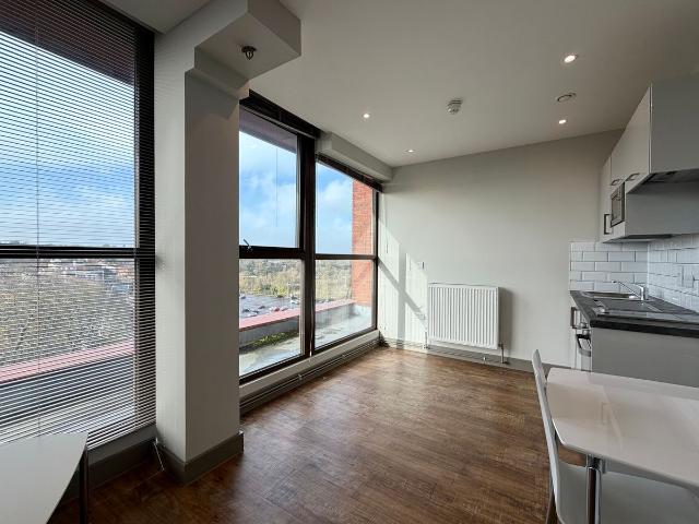 Week Street, Maidstone ME14, 1 bed flat to rent, £950 pcm | PrimeLocation