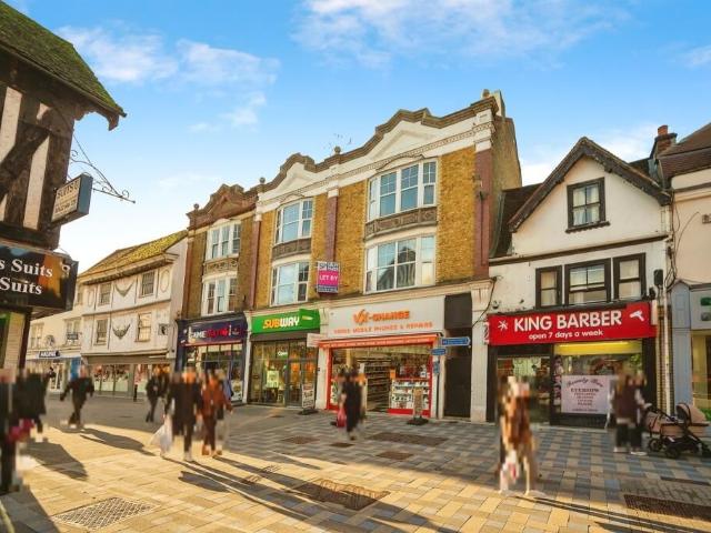 Week Street, Maidstone ME14, 2 bed flat to rent, £1,200 pcm | PrimeLocation