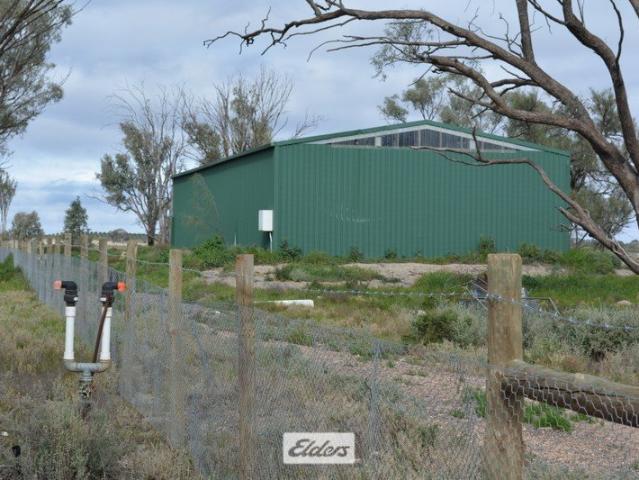 Weekend getaway by the Murray River