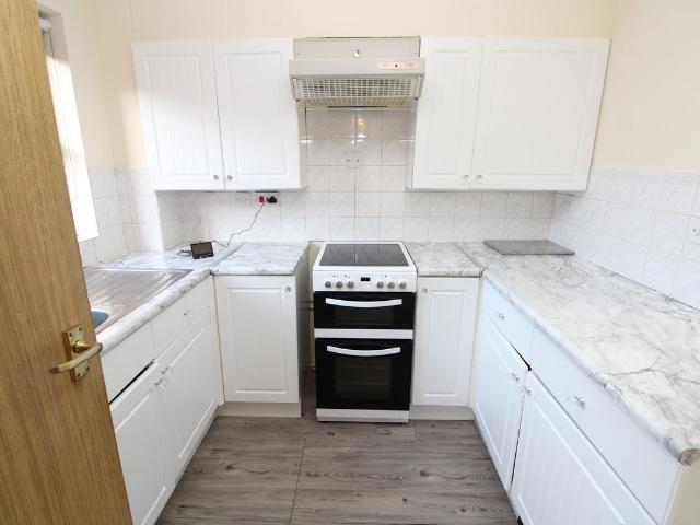 Weeks House, High Street, Bromley, Kent BR1, 1 bed flat to rent, £1,300 pcm | PrimeLocation