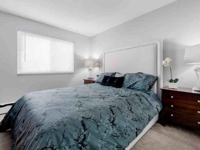 Weeping Cherry Village 2 Bedroom Apartment for Rent at 1550 W Royalton Rd, Broadview Heights, OH 44147 Broadview Heights