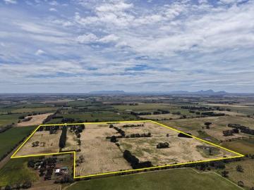 Weeroona Productive Farm with Historic Charm