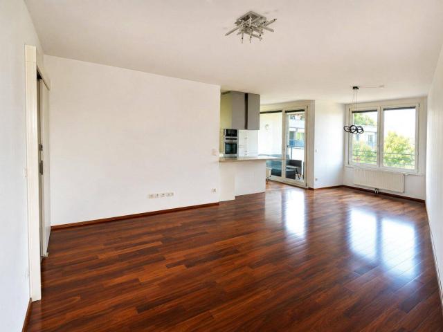Weitblick 3 Zimmer Loggia 8 Liftstock