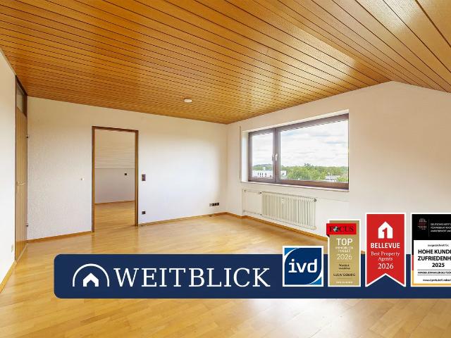 WEITBLICK: Dachgeschoss mit Wohlfühlcharakter!