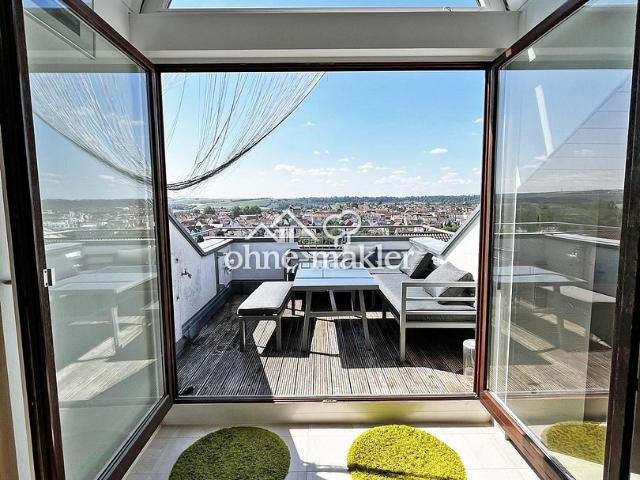 Weitblick über Lauffen am Neckar sonnig mit Balkon hochwertig ausgestattet EBK & Garage