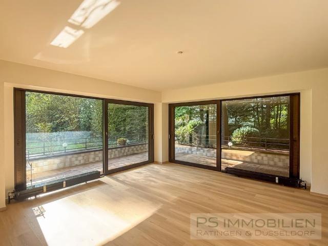 Weitläufige 4 Zimmer Wohnung mit großzügiger Terrasse und Balkon
