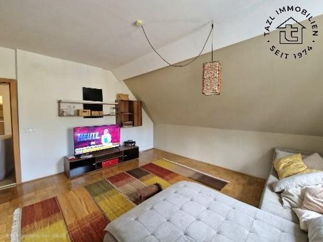 Weiz, 70 m² DG Whg. mit 2 Schlafzimmer und Parkplatz
