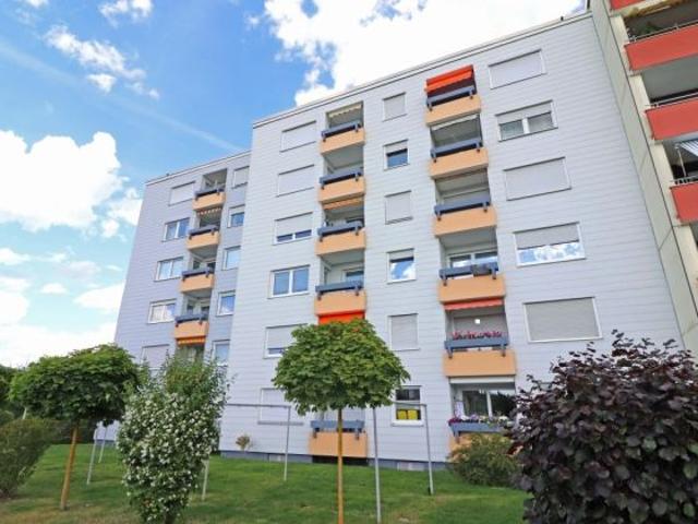 WEIDEN REHBÜHL! Gepflegte 3,5 Zi. ETW mit Aufzug, Garage und Panoramablick, frei ab 01.08.2026
