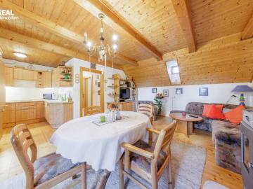 Weinkeller Refugium mit Wohnkomfort und Gartenparadies